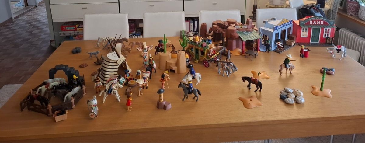 Giocattoli: Playmobil Westernstadt, grosses Set – Usato da Derendingen venduto da Beamoren