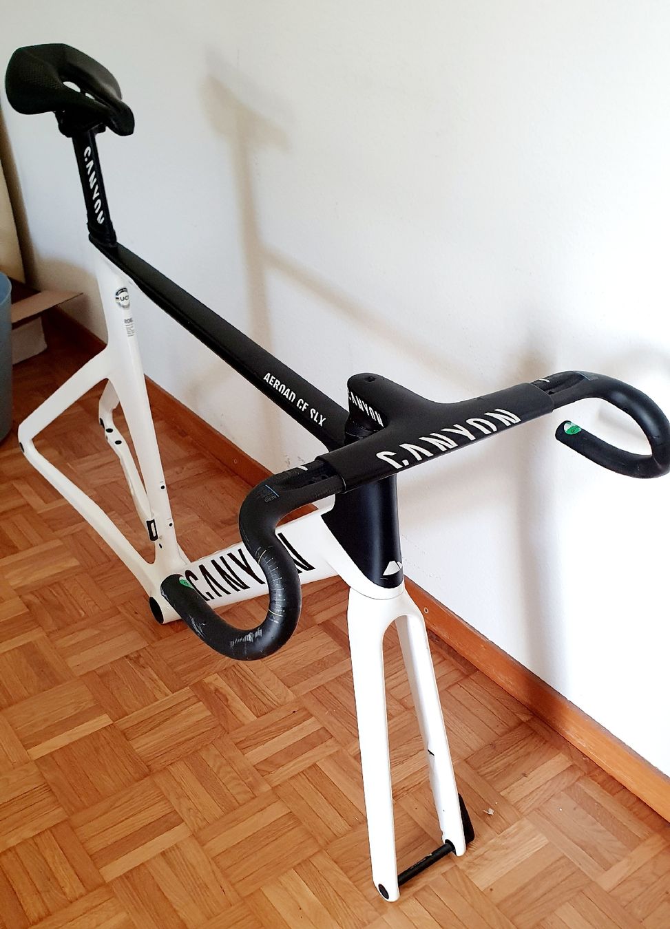 Canyon Biciclette: RAHMENSET Canyon Aeroad cf slx 8 2022 gr.L – Usato da Uster venduto da luk_7thc 2
