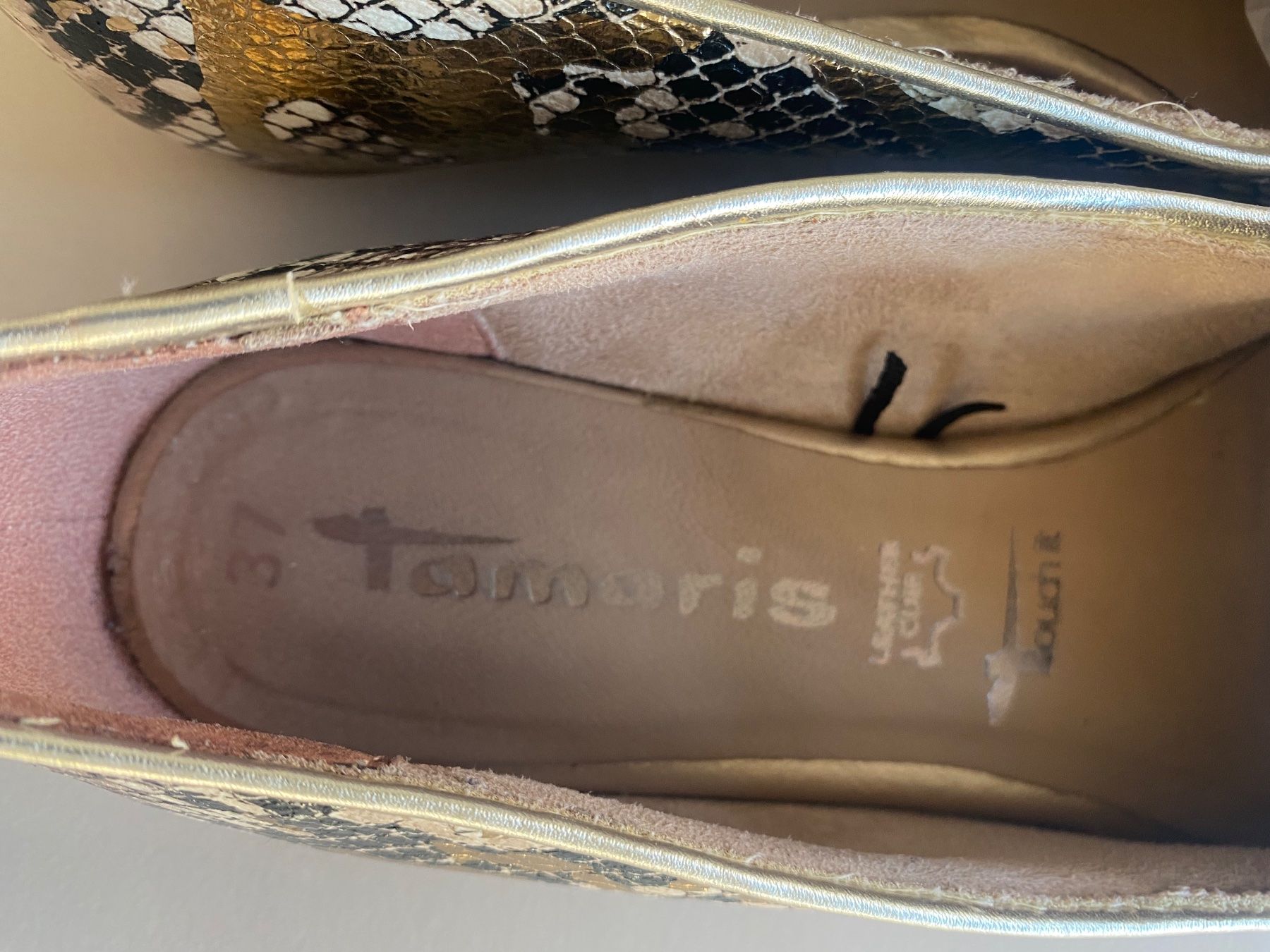 Tamaris Damenschuhe: Slipper, Leder, Tamaris, Grösse 37 – Neu (gemäss Beschreibung) aus Bern von L.I.A. 1