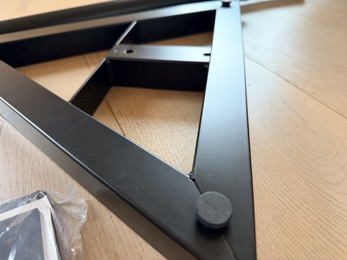 Supporti a parete: 1x Support enceinte ou projecteur, robuste, hauteur réglable – Usato da Nidau venduto da ym_fevrier 6