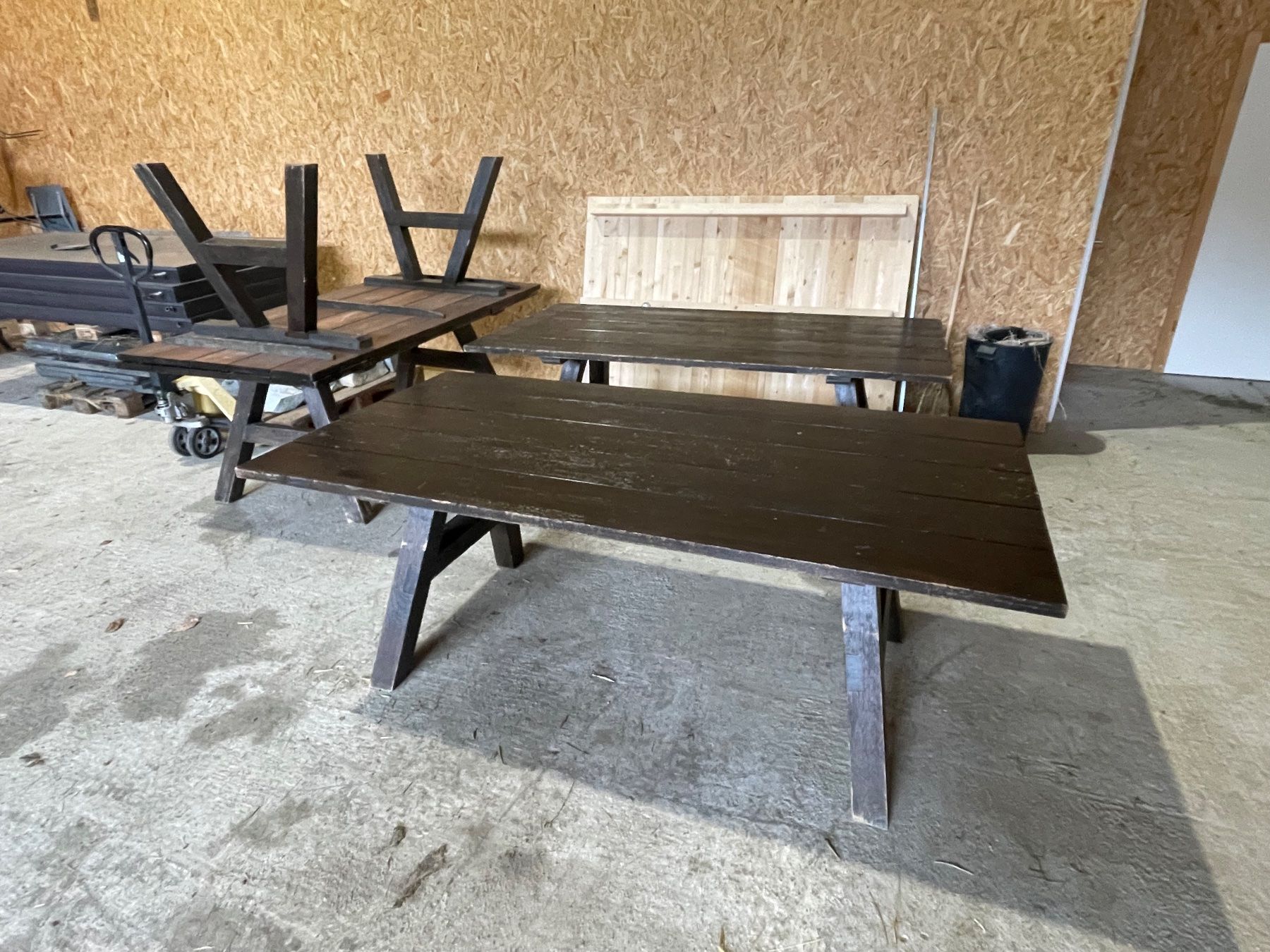 Tavoli: Tische Outdoor Holz – Usato da Niederdorf venduto da Kennedy90 1