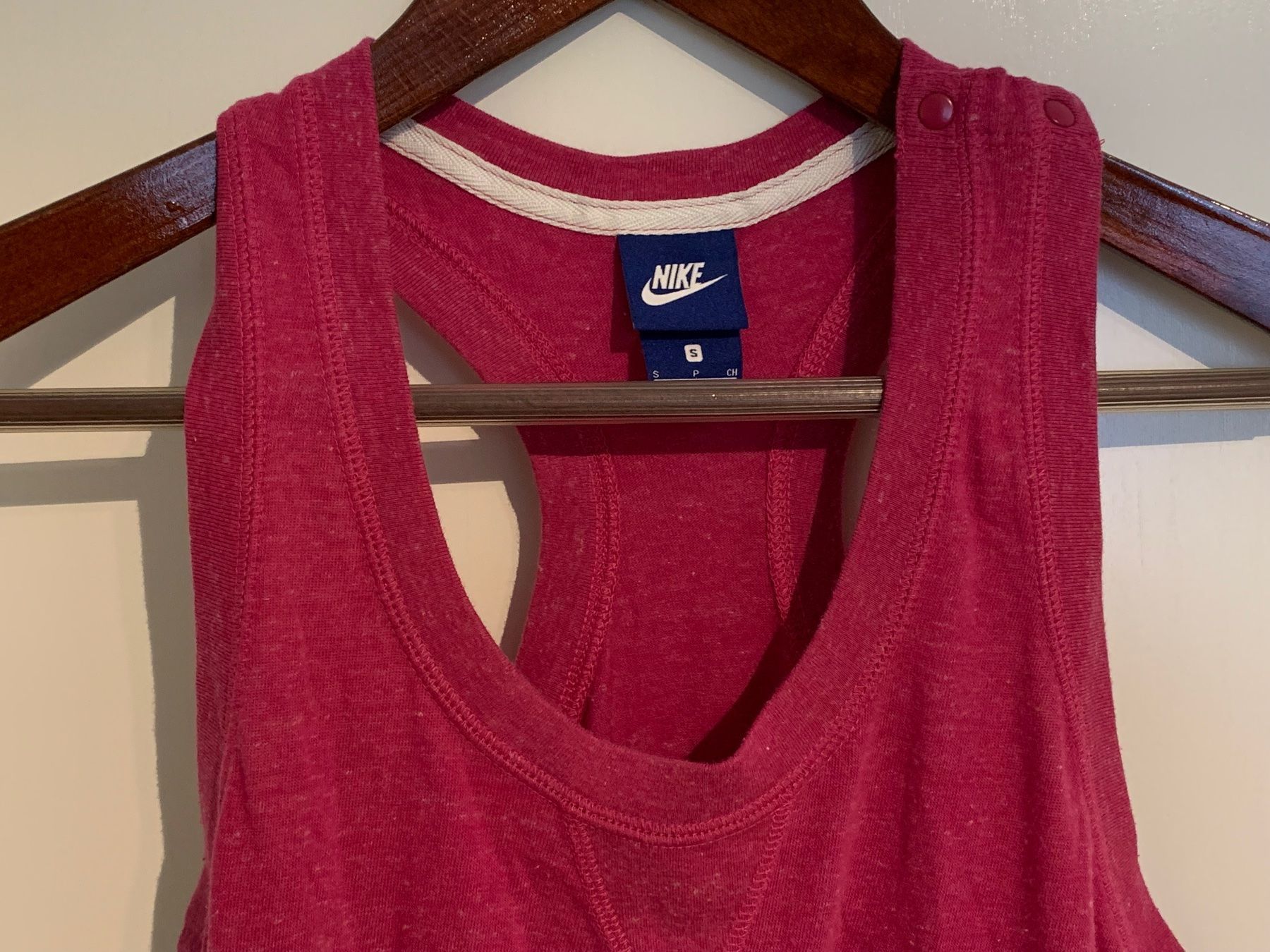 Nike Tute: NIKE JUMPSUIT GRÖSSE S – Usato da Zufikon venduto da SULMI02 1
