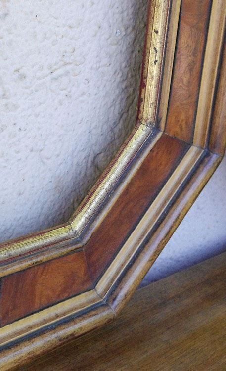 Bilderrahmen: Paar edle 8-eckige Holzrahmen im Set – Gebraucht aus Meggen von Trouvaillen 8