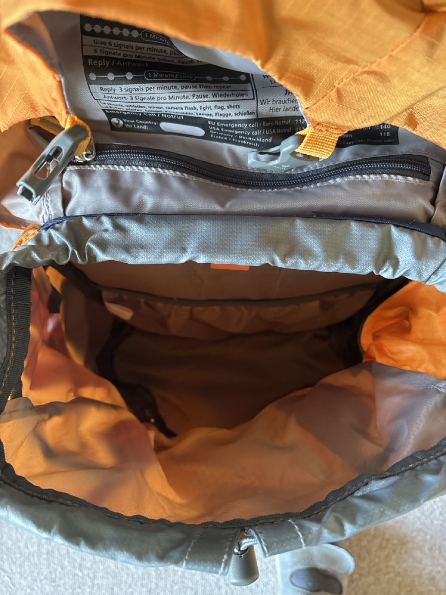 Deuter Borse & Zaini: Deuter Fox 30 Wanderrucksack, Neu, Orange/Blau – Nuovo (secondo la descrizione) da Birr venduto da Brigitte73 4