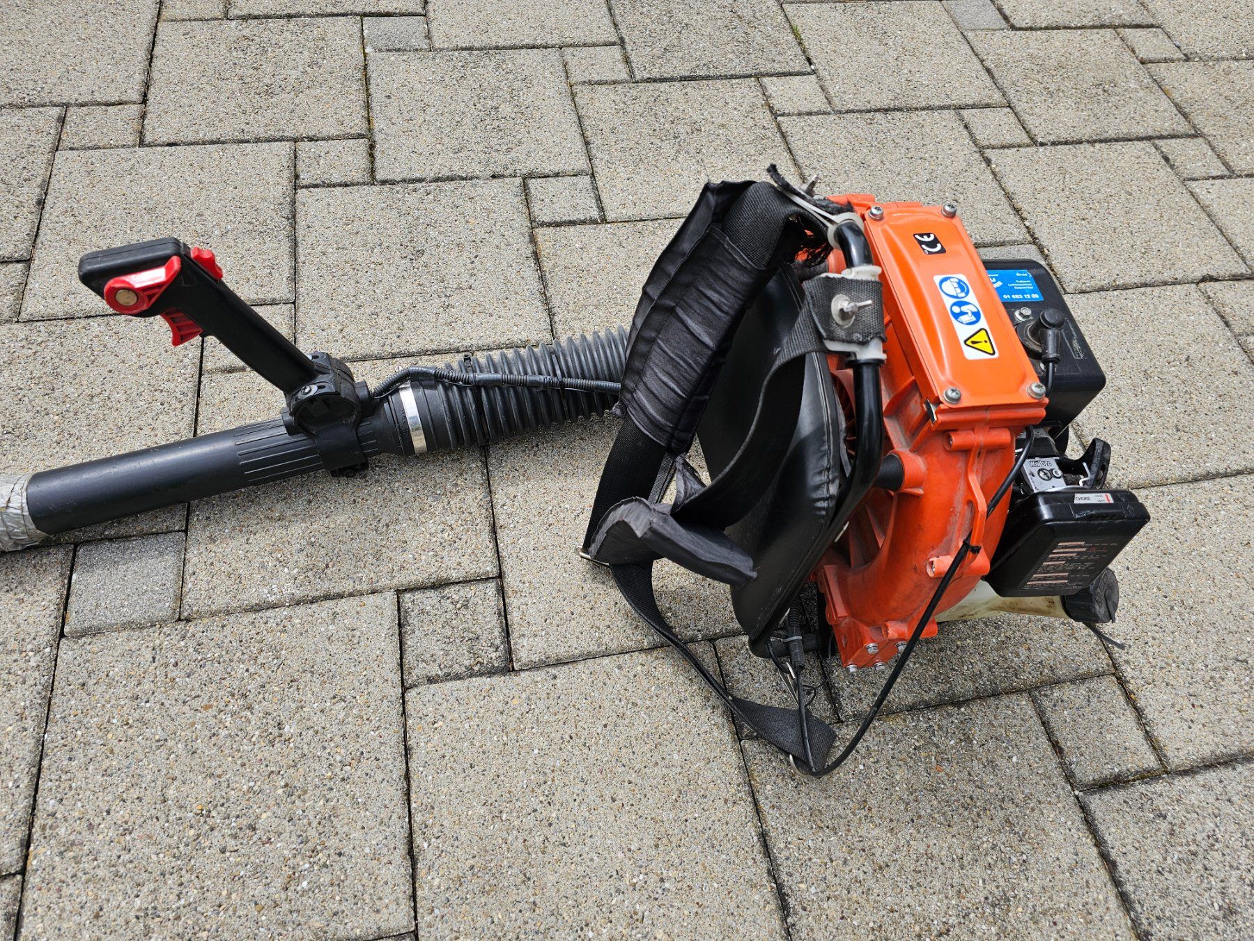 Husqvarna Soffiatori & Aspiratori per foglie: Laubbläser – Usato da Wädenswil venduto da Mikamae 2