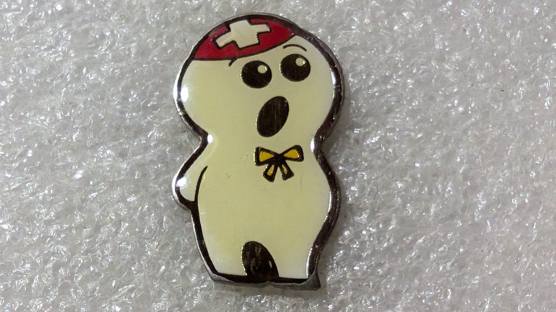 Placchette & Badge: Ansteckpin 216: Maga Bio – Usato da Oppligen venduto da Pin-Fall-Shop