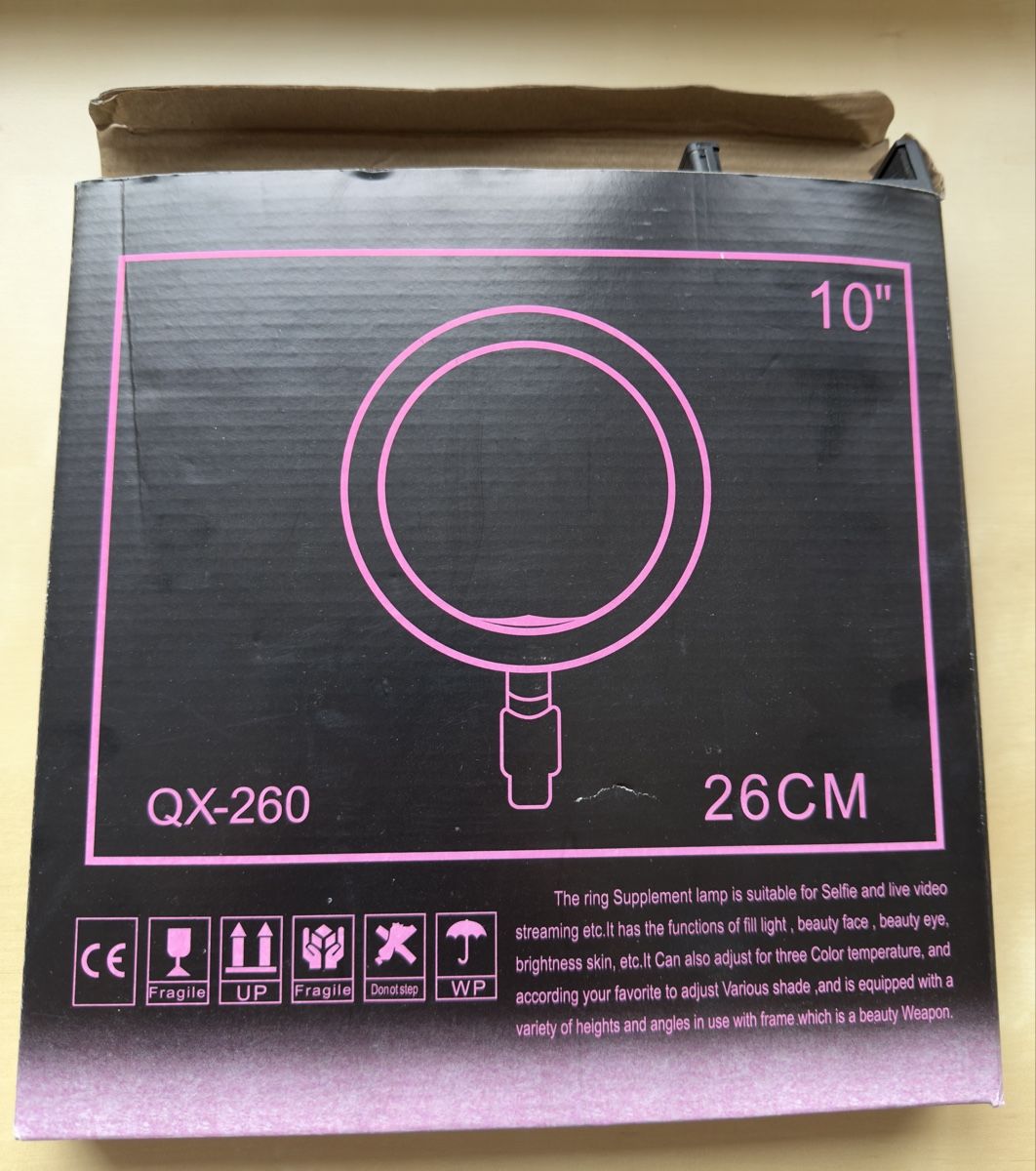 Treppiedi & Teste: Tripod Dreibein Stativ Halterung mit 10" LED Ringleuchte – Nuovo (secondo la descrizione) da Balsthal venduto da jan_SRT 2