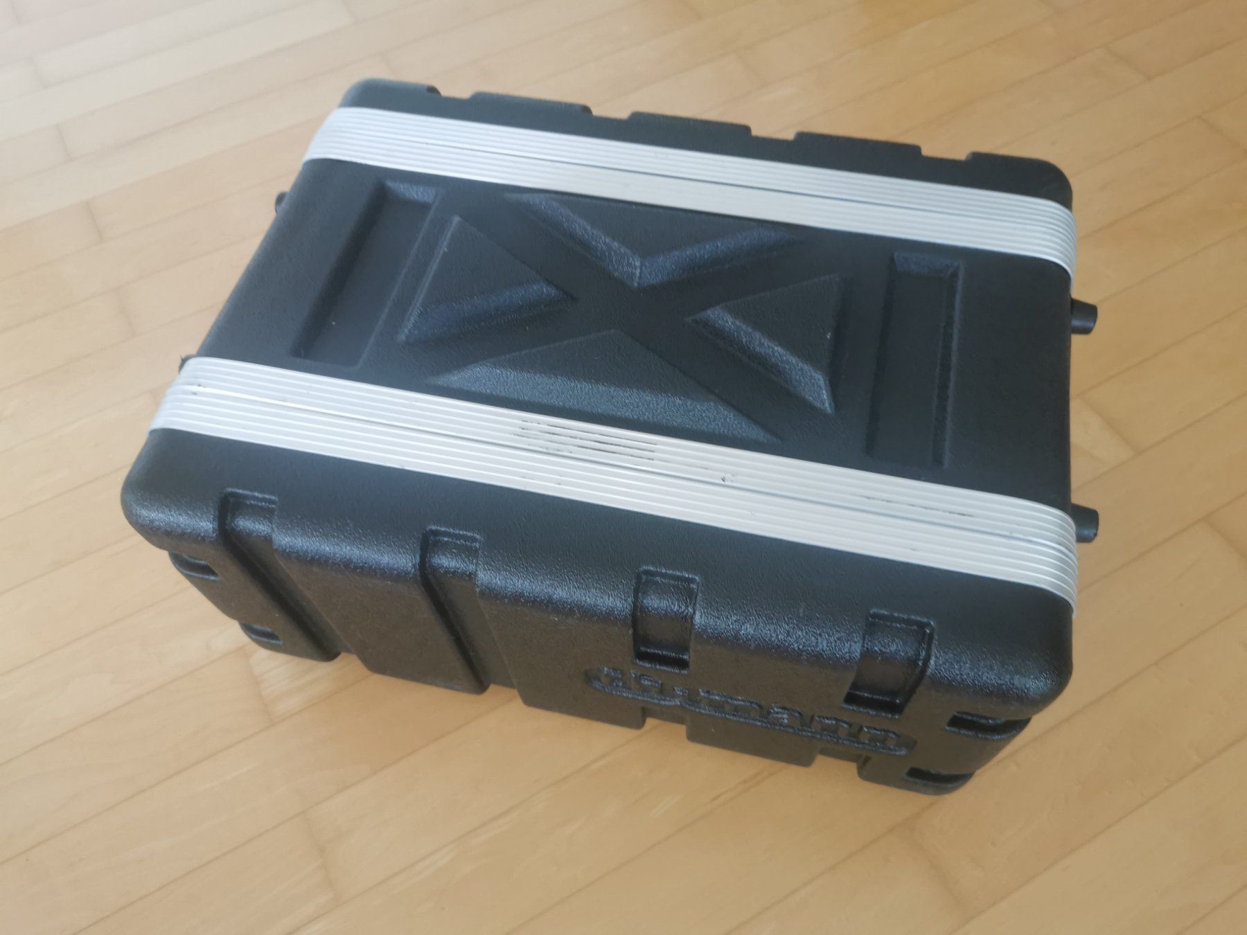 Sonstiges Zubehör: Thomann Rack Case 4U Shallow – Gebraucht aus Speicher von joreim