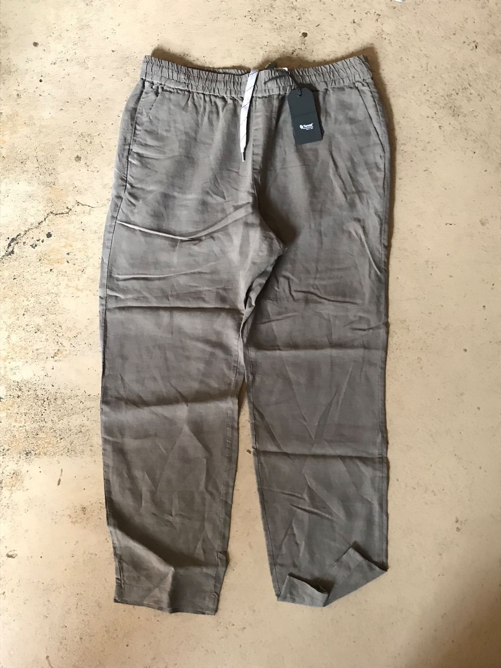 Allsaints Pantaloni: New Tencel Allsaints pants 33 – Nuovo e nell'imballaggio originale da Marly venduto da Mariemusique