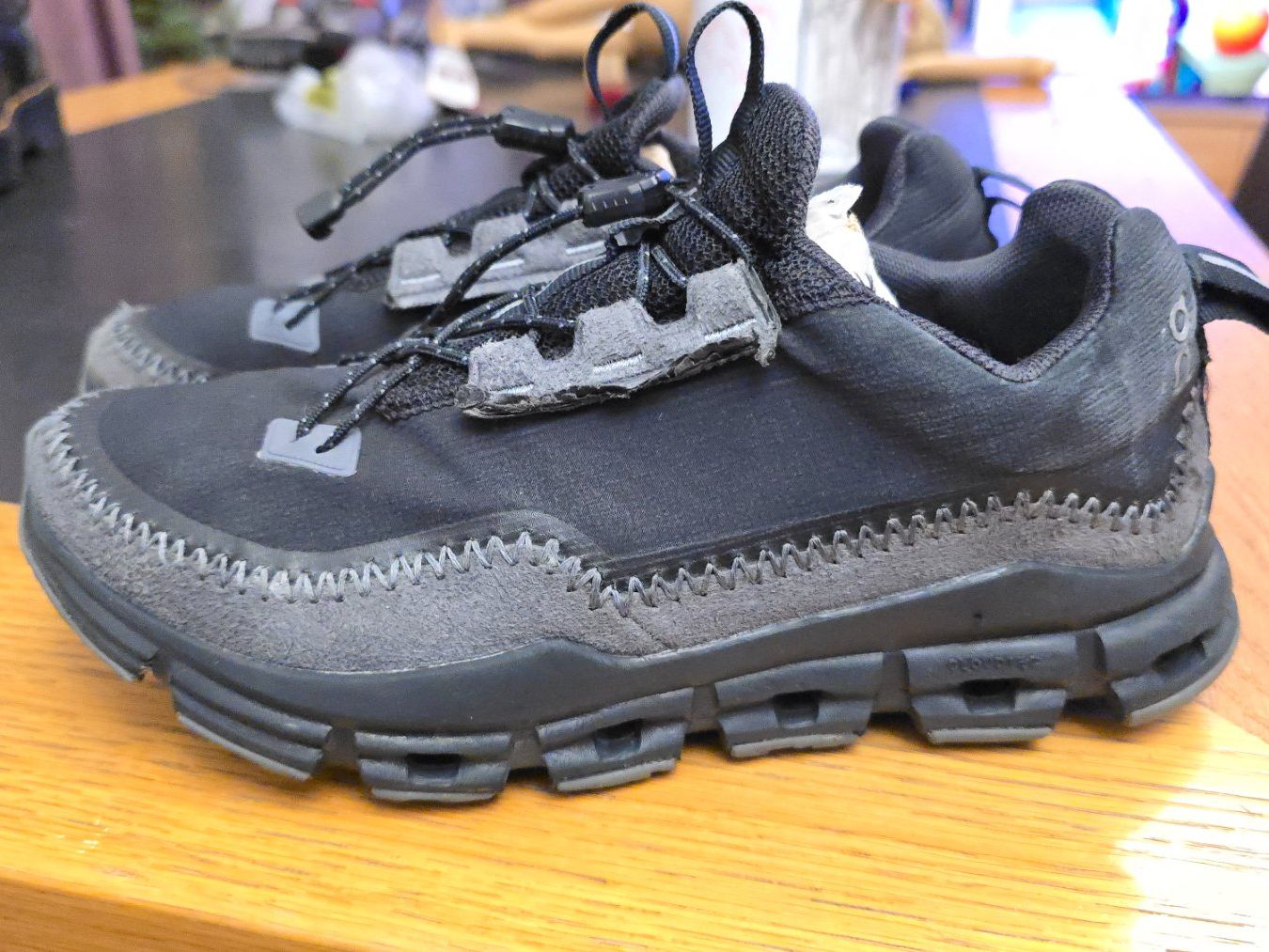 On Scarpe da uomo: ON schuhe EU 37.5 – Nuovo (secondo la descrizione) da Wallisellen venduto da theblacksheep 2