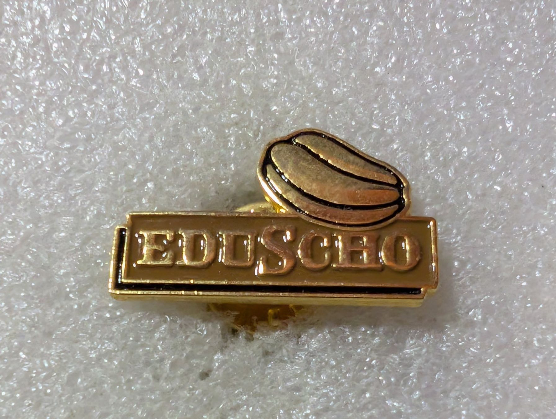 Placchette & Badge: Ansteckpin 3: Eduscho – Usato da Oppligen venduto da Pin-Fall-Shop