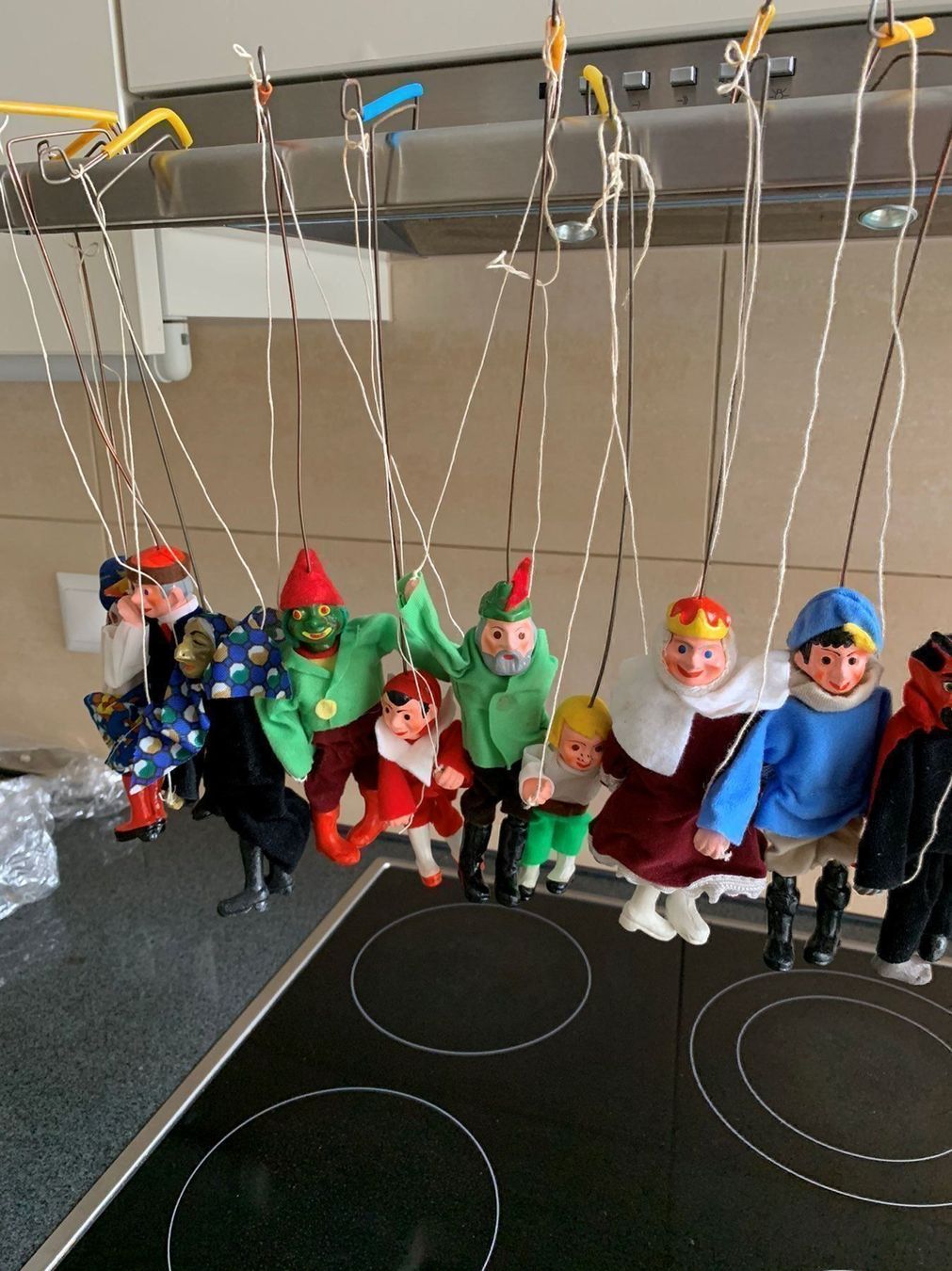 Statuette: Div. Masskottchen 13 Stück – Nuovo (secondo la descrizione) da Zürich venduto da Nutla 2