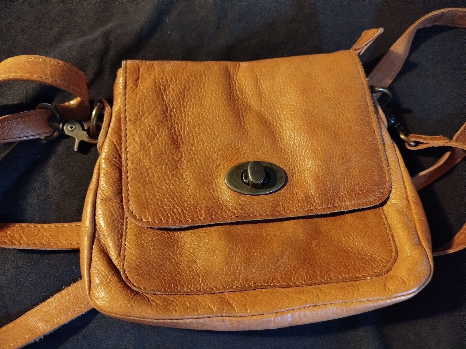Borse da donna: sac en cuir couleur cognac  – Usato da Sonvilier venduto da lesW