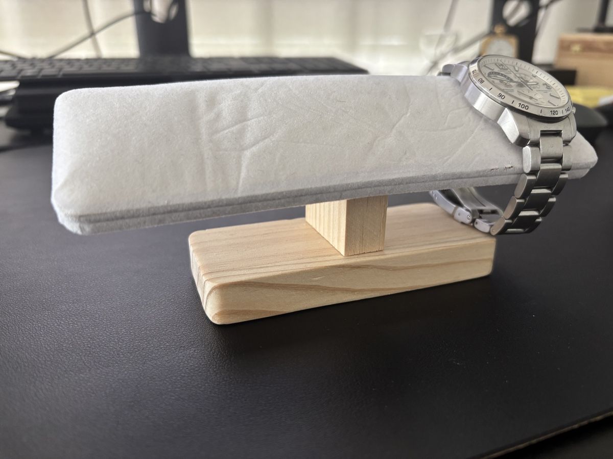 Altri accessori per orologi: Watch stand – Usato da Mellingen venduto da Guilhermefurlan 1