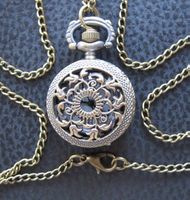 Steampunk Umhänge-Uhr Blume XXVV 27mm