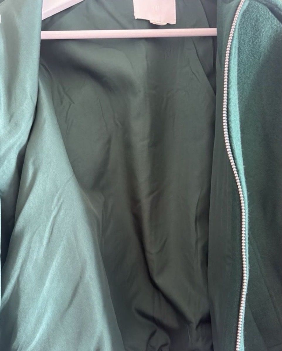 H&M Giacche: H&M College Jacke - Gr. L - Neu. – Nuovo (secondo la descrizione) da Zürich venduto da ber_78xz 4