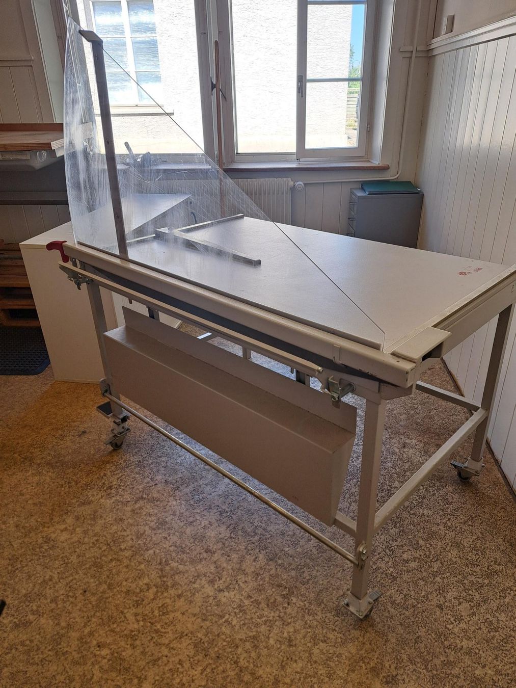 Toutes les machines: Schneidetisch Typ IDEAL 1110 – D'occasion à Wangen ZH par WohnWerkWangen 1