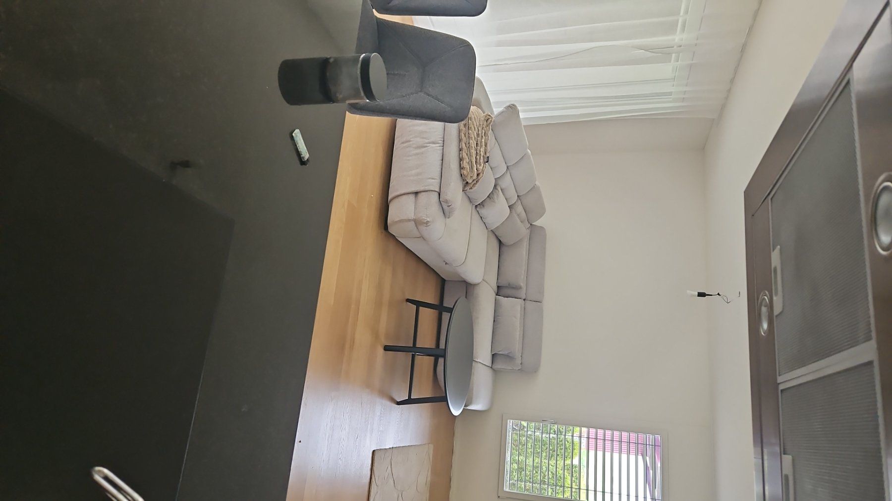 Sofas: Ecksofa hellgrau mit Relaxfunktion guter Zustand – Gebraucht aus Abtwil AG von cos_r8vk 5