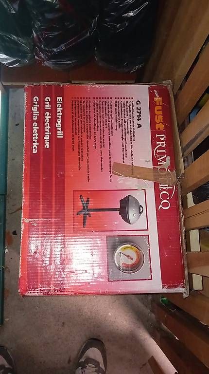 Grils: Vendo grill elettrico – D'occasion à Viganello par tku_nkz8 1