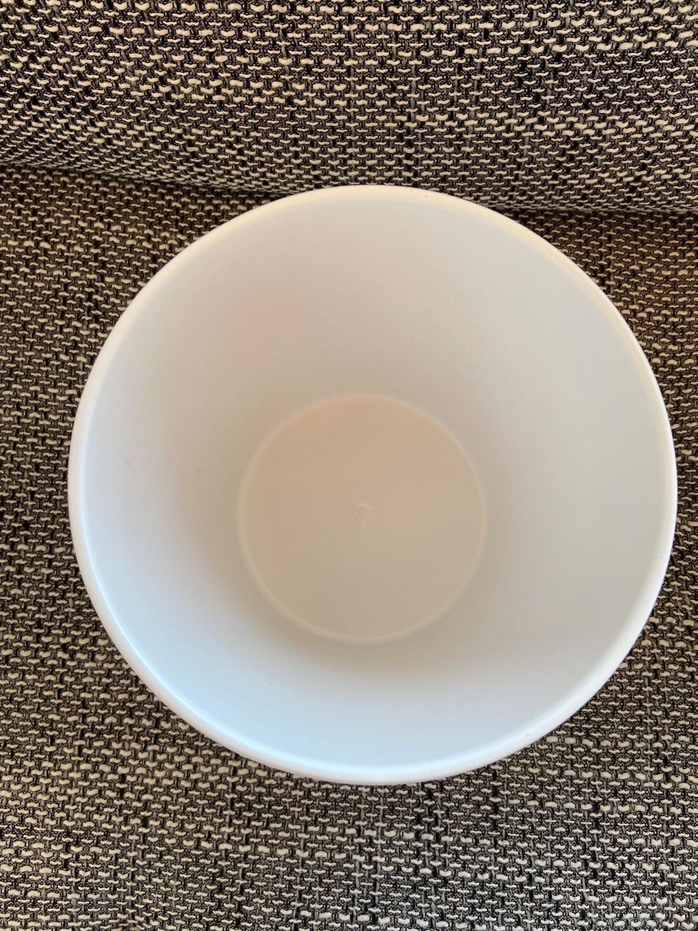 Pots de fleurs: Topf weiss – D'occasion à Gommiswald par Aloha.Spirit 1