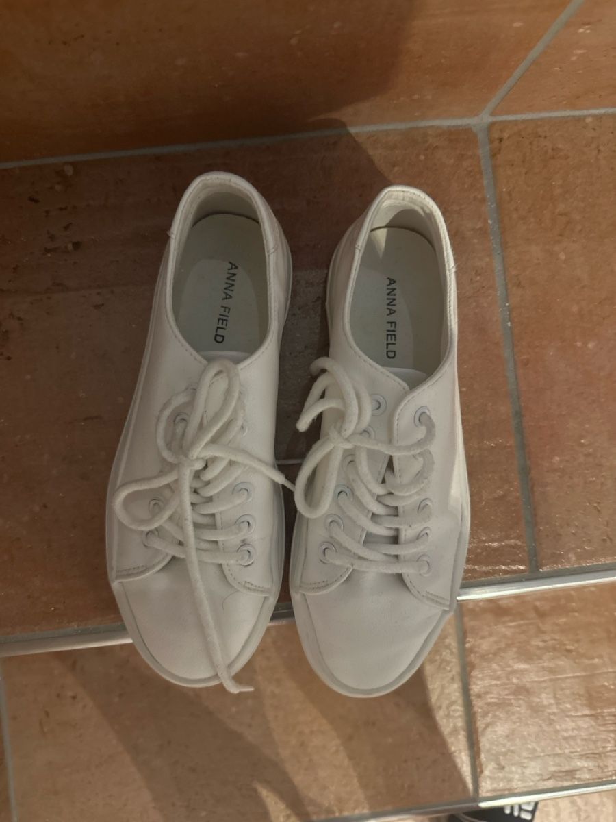 Anna Field Damenschuhe: Anna Field Damen Sneaker Weiss Gr. 37  – Gebraucht aus Netstal von muj_q7ty