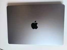 MacBook Pro 14” M1 Chip, 16GB, 512GB