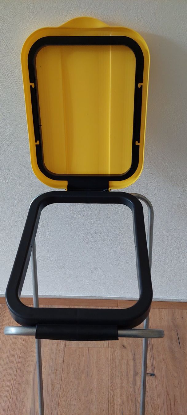 Cestini per rifiuti: Artex Müllsackständer mit Klappdeckel – Usato da Safenwil venduto da Tanja_M. 2