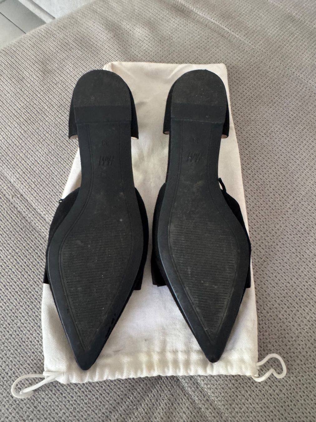 H&M Scarpe da donna: Schwarze Ballerinas mit Schleife – Usato da Montagnola venduto da Vol24 1