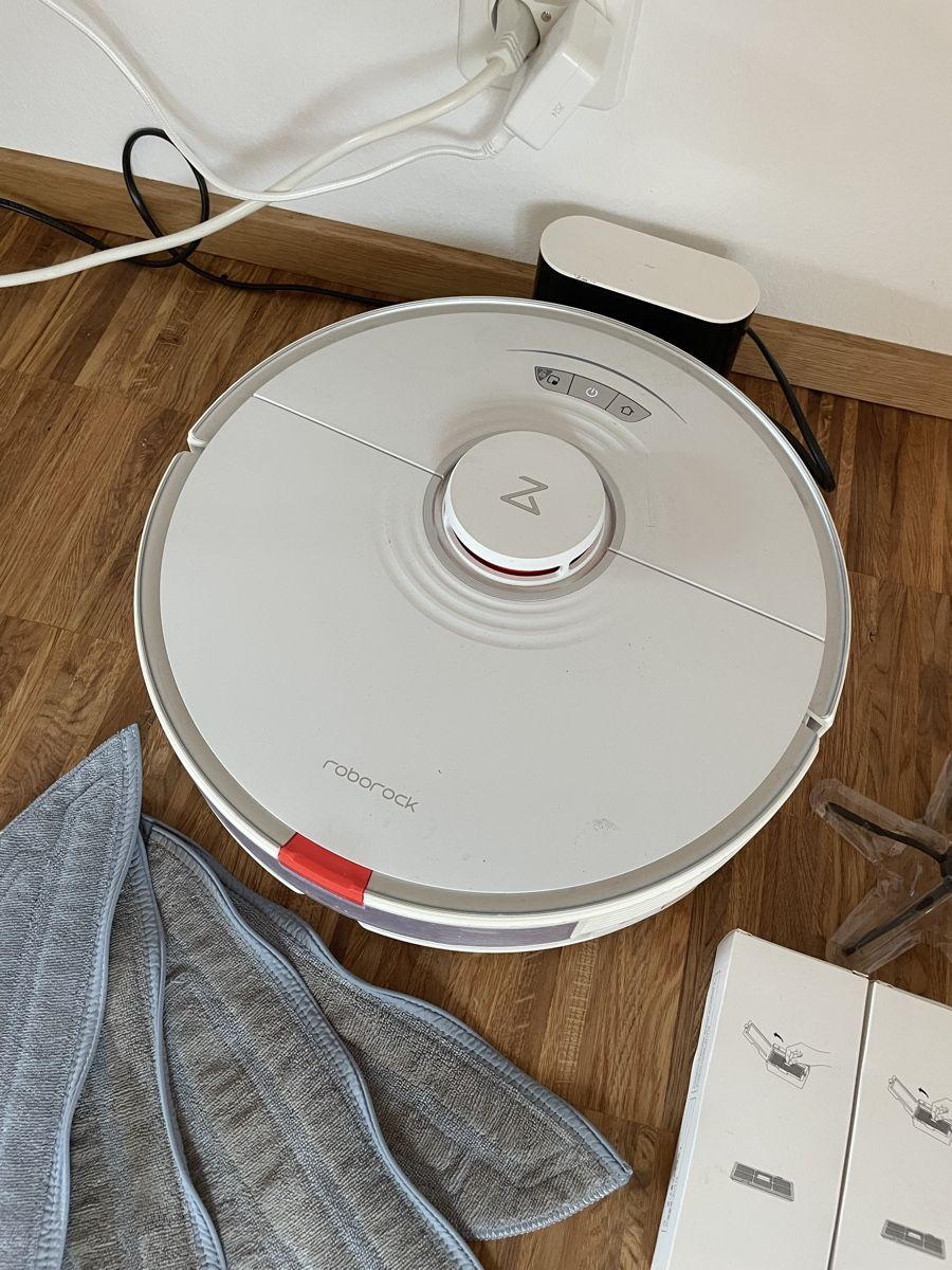 Roborock Staubsauger & Zubehör: Saugroboter Roborock S7 mit Zubehör – Gebraucht aus Muttenz von amb_g7gd 1
