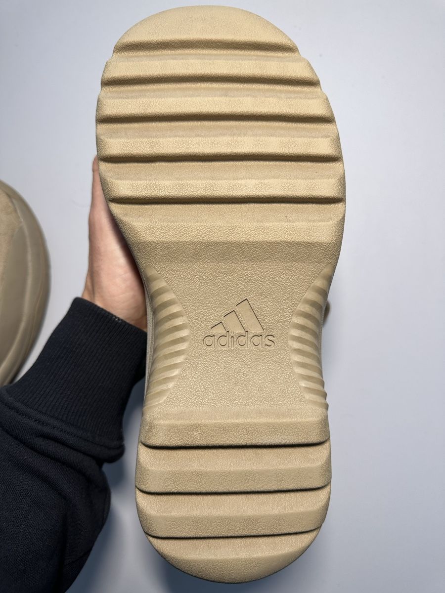 Adidas Herrenschuhe: Adidas Yeezy Desert Boot Felsen – Neu (gemäss Beschreibung) aus Freienbach von fel_c759 5