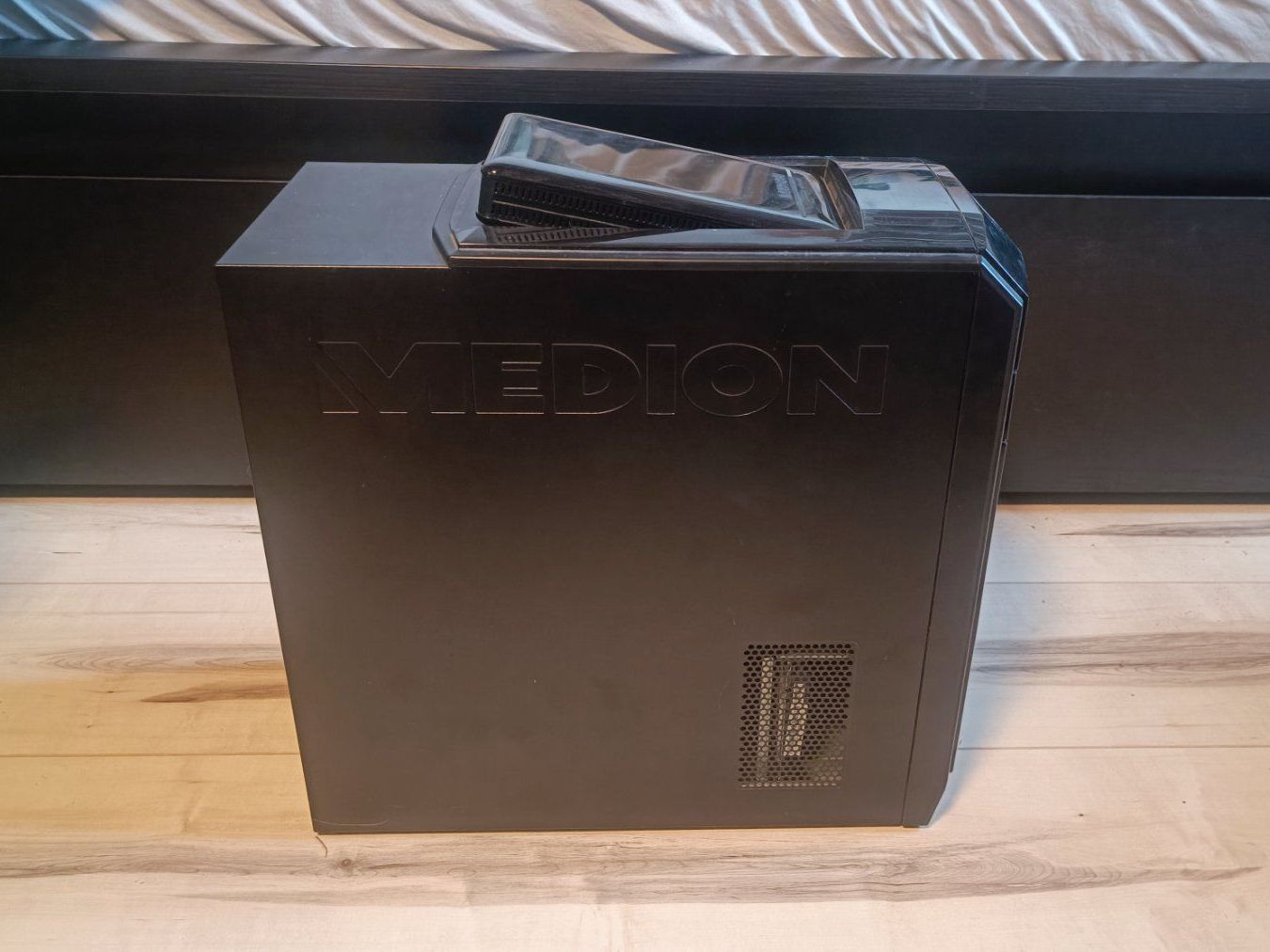 Medion PC: Medion Akoya E2040 D Multimedia PC – Usato da Oberuzwil venduto da Mike-Gubler 4