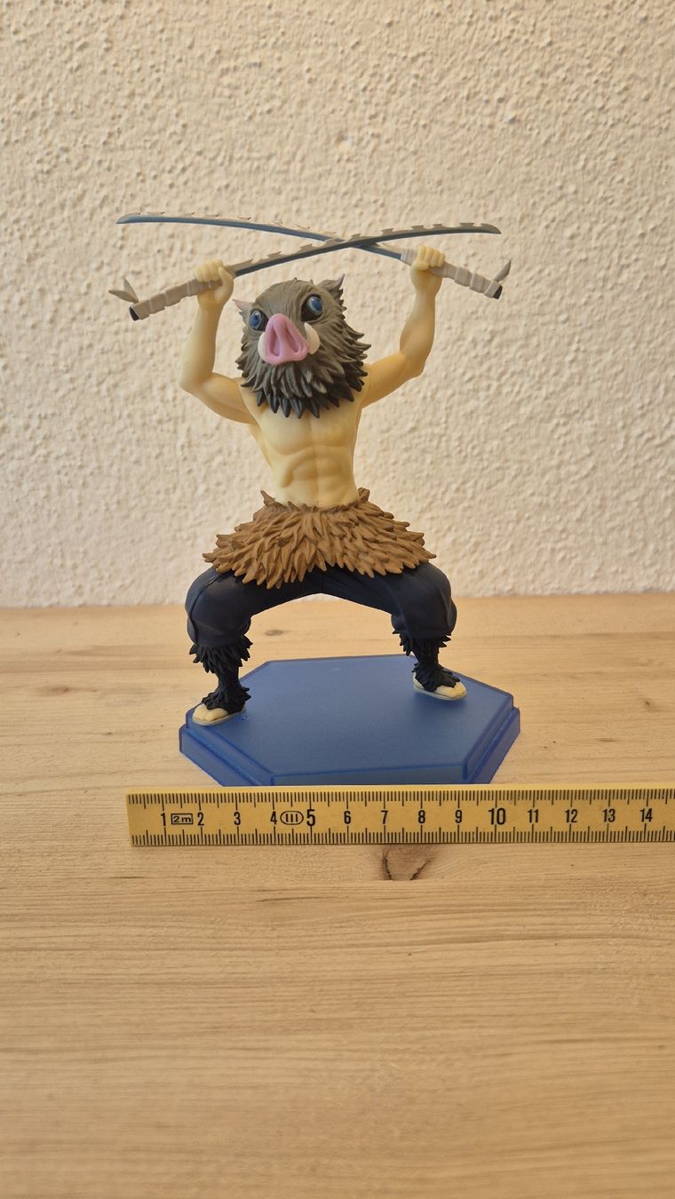 Statuette: Demon Slayer Inosuke Anime Figurine – Usato da Aadorf venduto da Siddhu 2