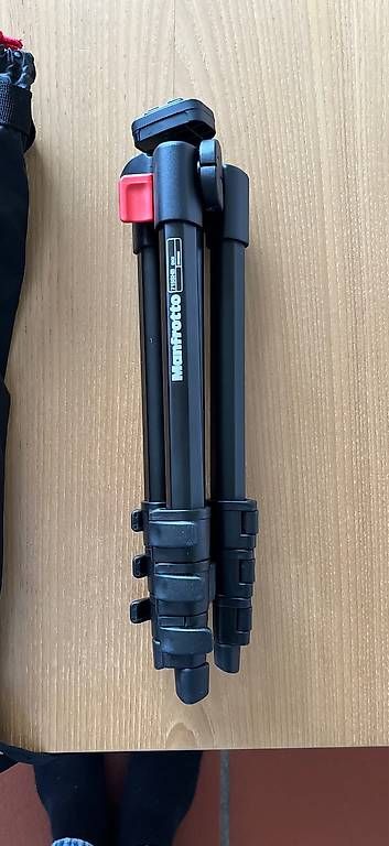 Cavalletti: MANFROTTO TREPPIEDE 715SHB IN ALLUMINIO DIGI – Usato da Gandria venduto da mar_5yvs