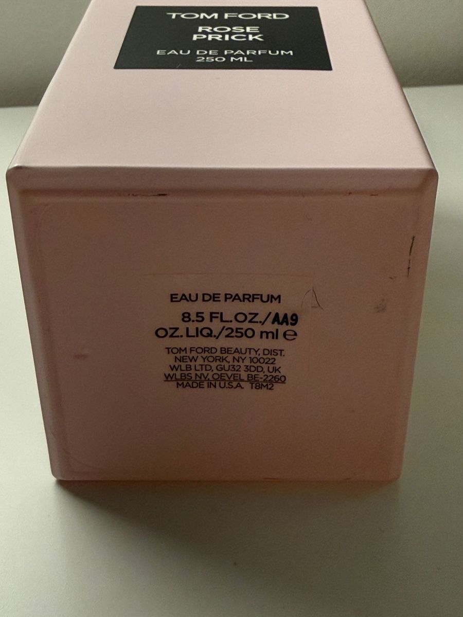Tom Ford Profumi & Eau de Toilette: Tom Ford Rose Prick 250ml Perfume - Almost Full Bottle – Nuovo (secondo la descrizione) da Zürich venduto da pinish 3