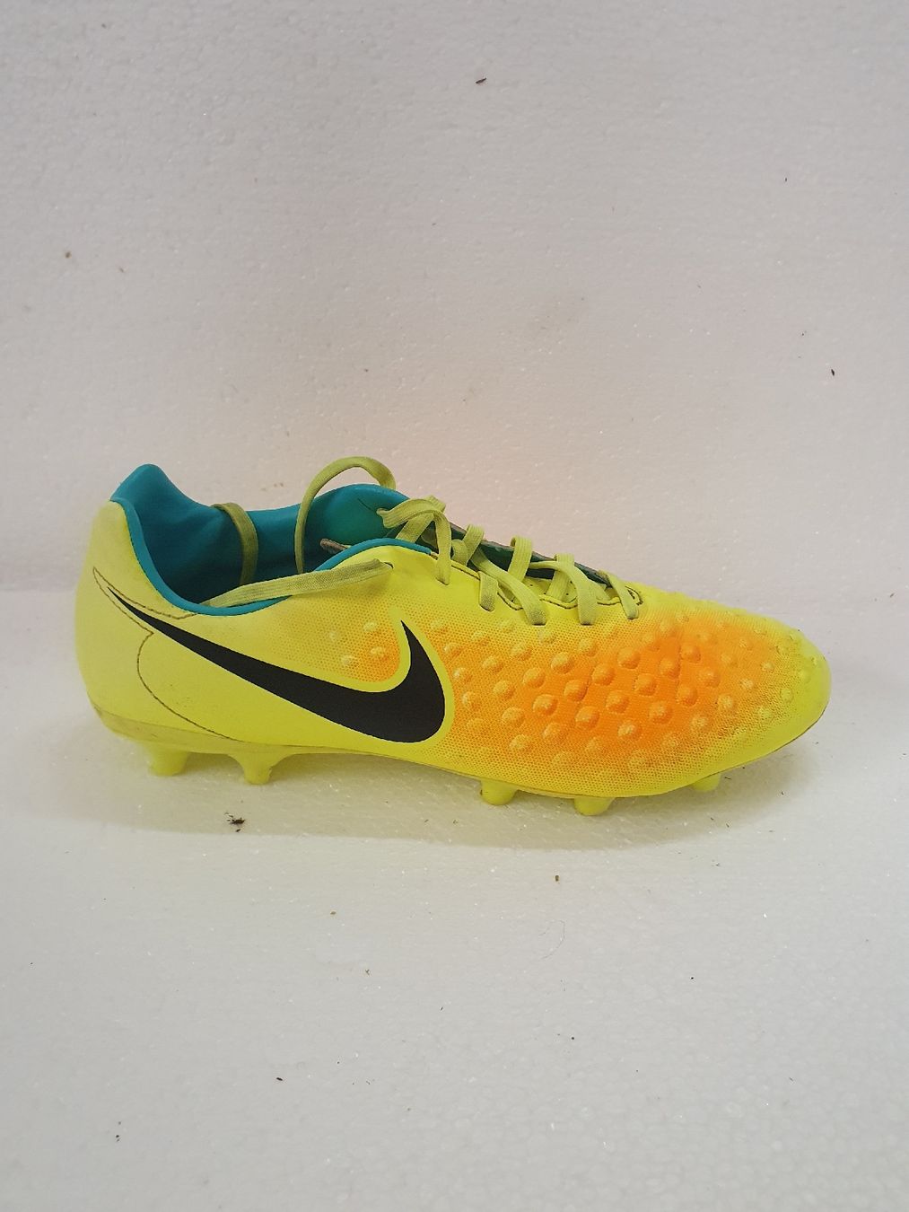 Nike Herrenschuhe: chaussures de foot – Gebraucht aus Gumefens von flagada12 1