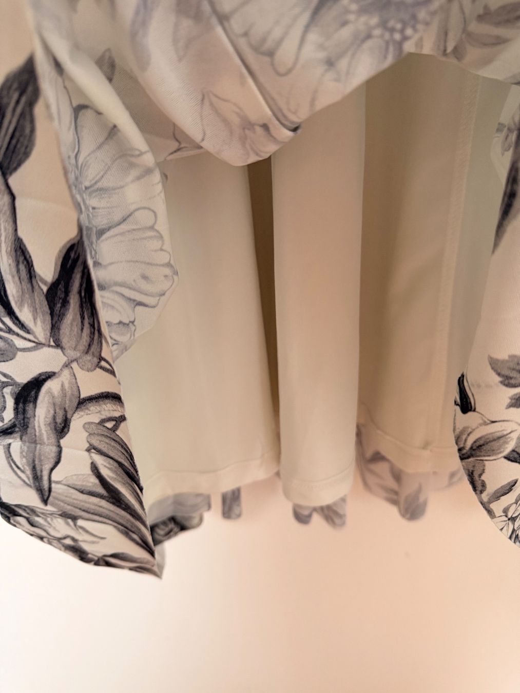 H&M Robes: Kleid  - Marke:  H&M - Grösse: L – D'occasion à Würenlos par Abracadabra26 7