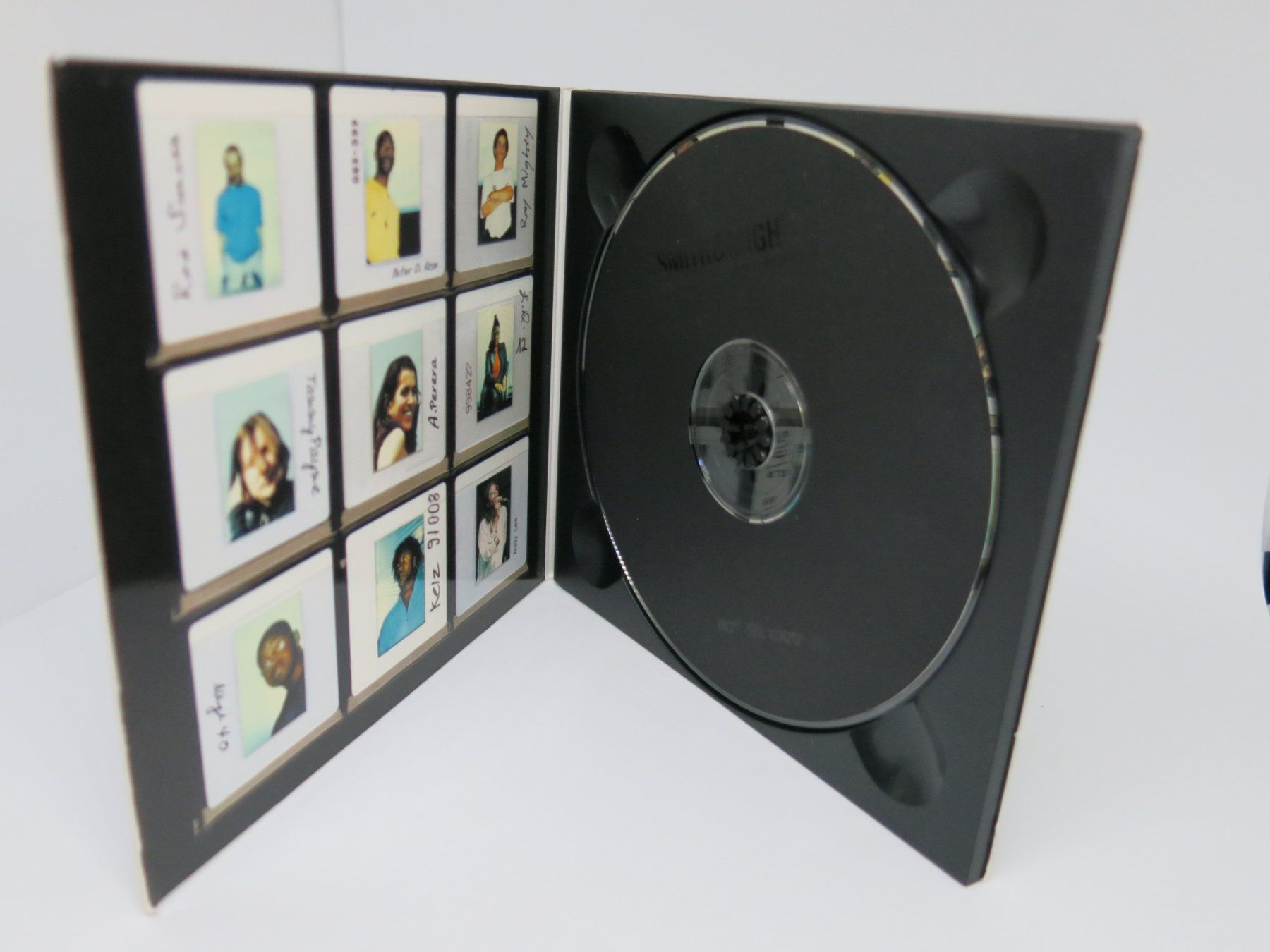 CD: CD Smith & Mighty – Big World Small World – Usato da Ernetschwil venduto da luisvonerni 2