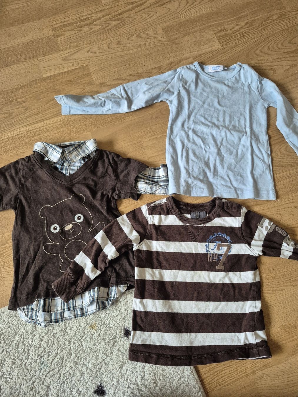 Lotti & Set di vestiti: Lot plus de 20 pièces en 86-92 – Usato da Dombresson venduto da Nat1981 4