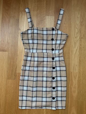 Sommerkleid im Karo-Muster mit Knöpfen, Gr. 34