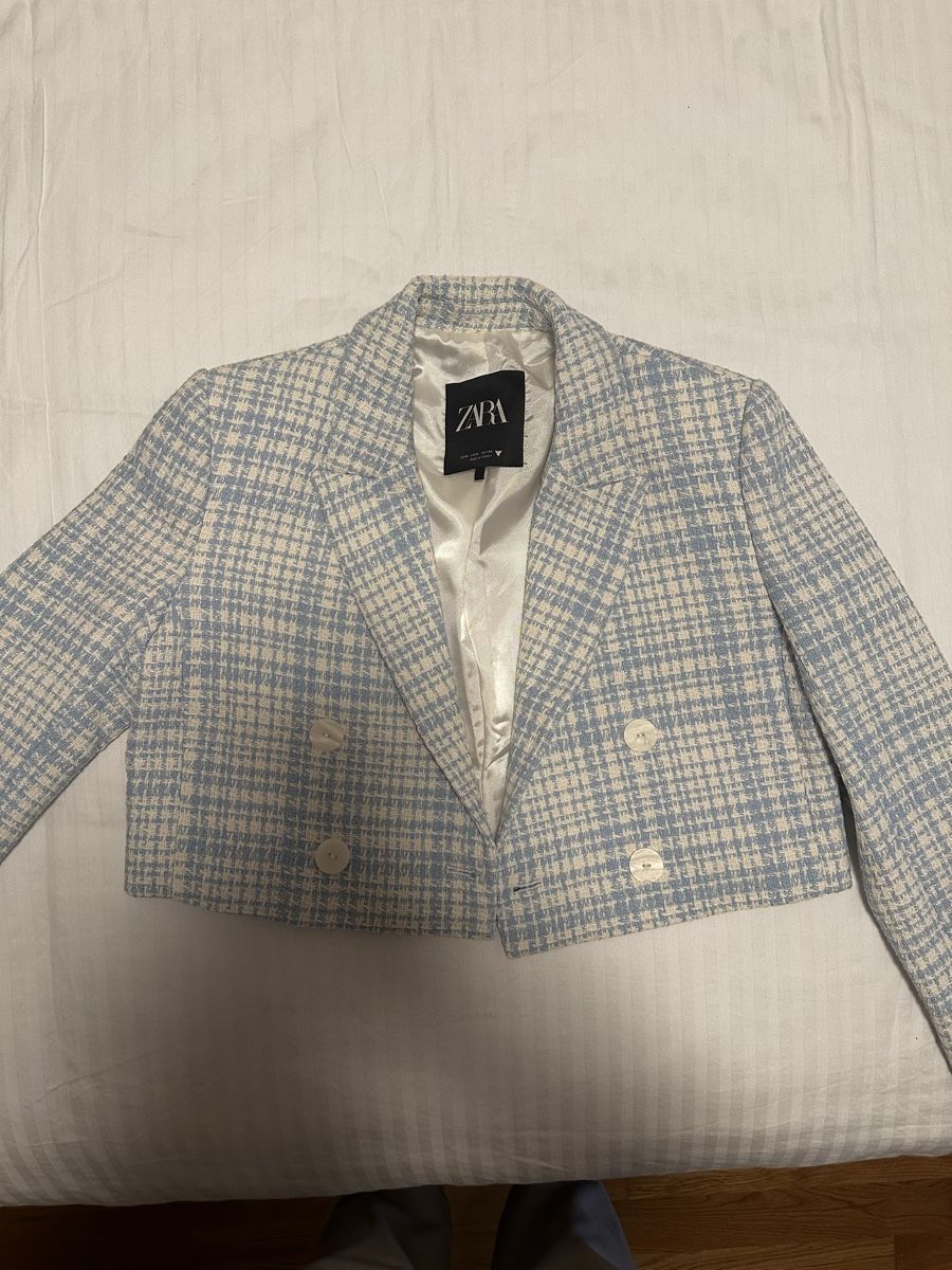 Zara Jacken: Zara Cropped Blazer – Neu (gemäss Beschreibung) aus Dübendorf von din_dl9l