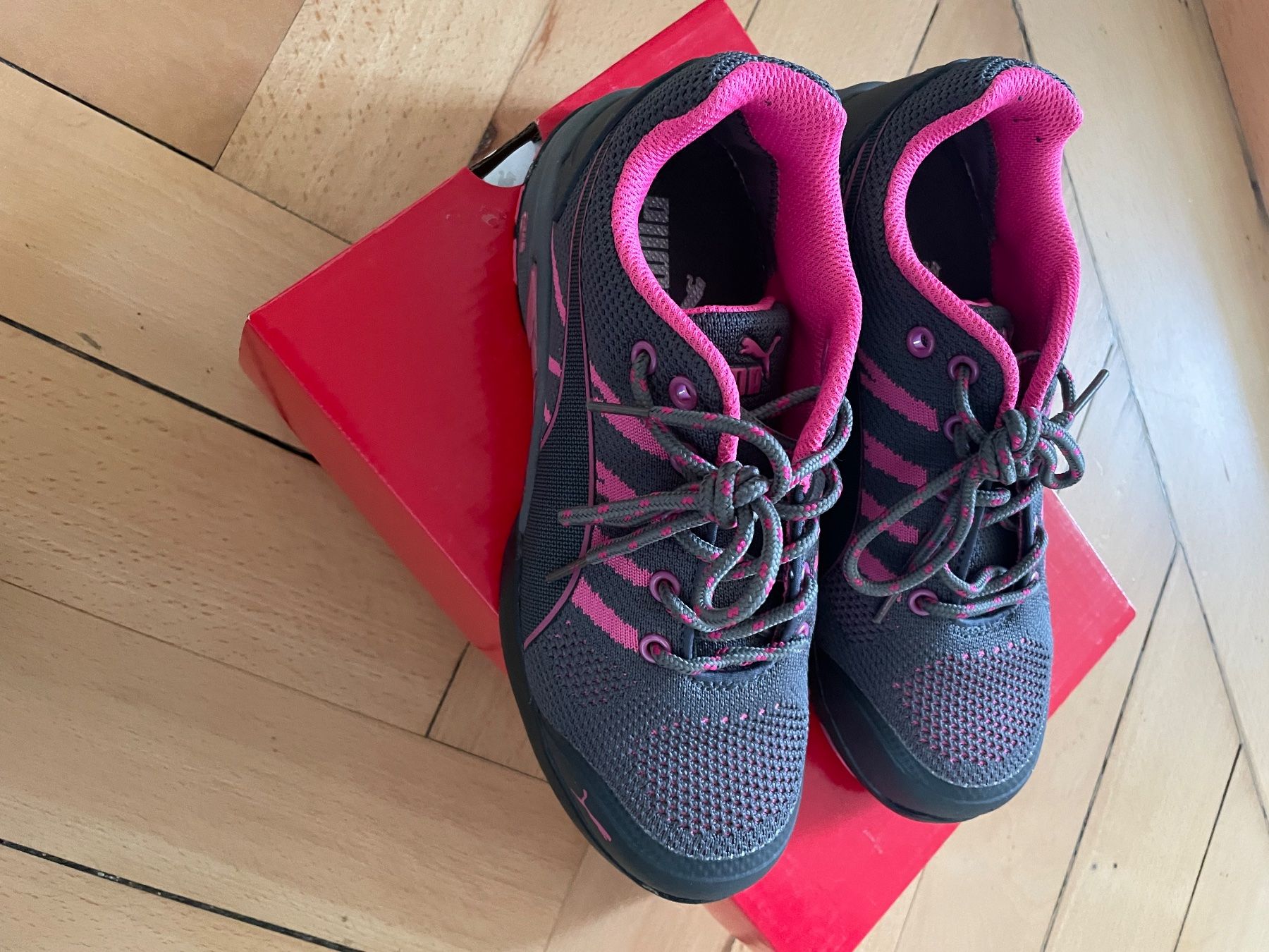 Puma Scarpe da donna: Stahlkappenschuhe EUR 37 – Nuovo e nell'imballaggio originale da Wilderswil venduto da smarties2000 1