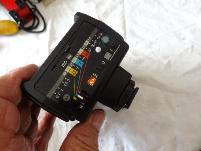 Mecablitz Flash: METZ MECABLITZ  BLITZ 28C-2---TIP TOP LÄÜFT.FÜR NIKON – Usato da zürich venduto da ahmad01 3