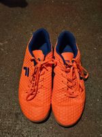 Chaussures foot orange