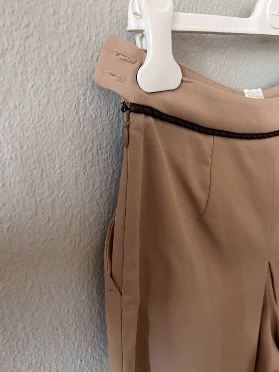 Max Mara Pantaloni: Hosenjupe Max Mara, Gr. 36, beige – Usato da Solothurn venduto da Brini06 6
