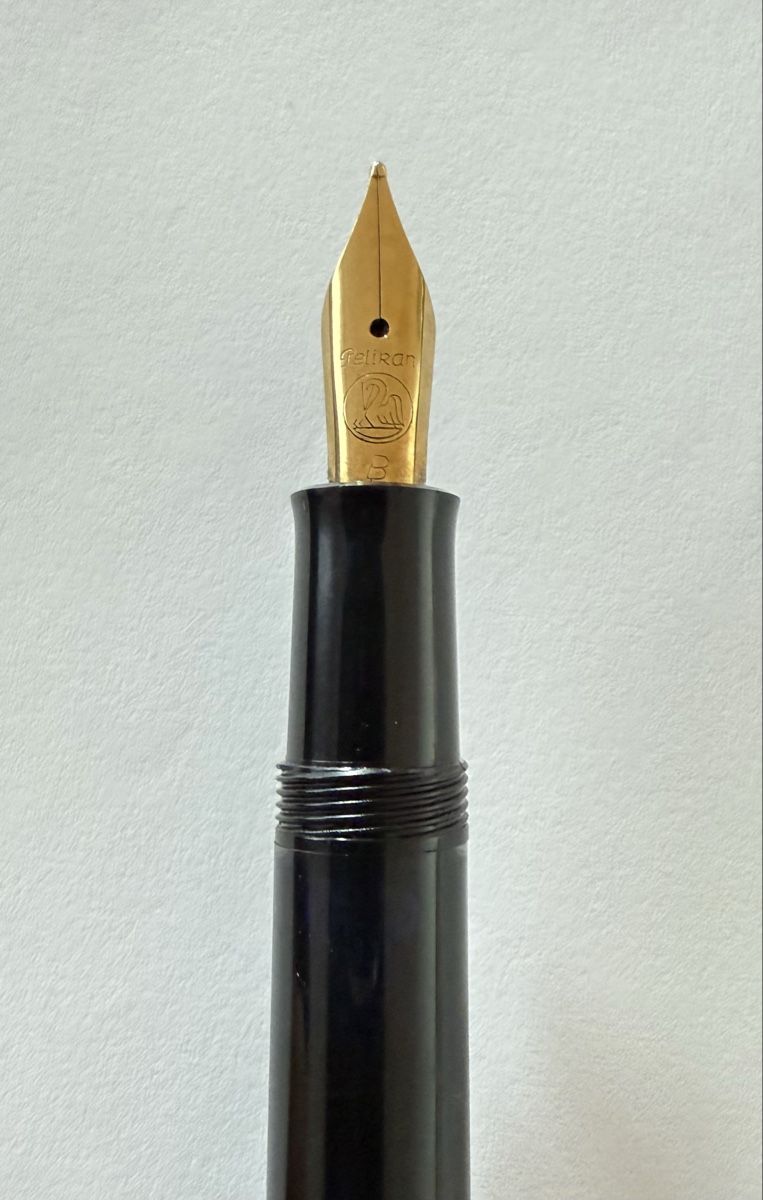 Pelikan Stifte & Marker: Füllfederhalter Pelikan , B  schwarz – Gebraucht aus Oetwil an der Limmat von TOP15