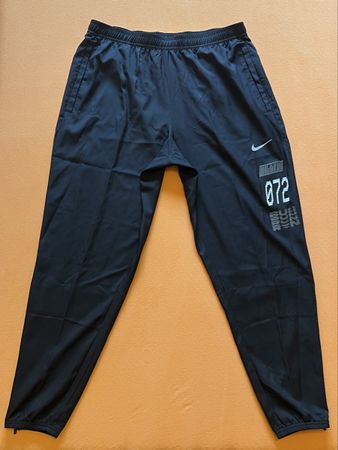 Nike Essential Wild Run Laufhose