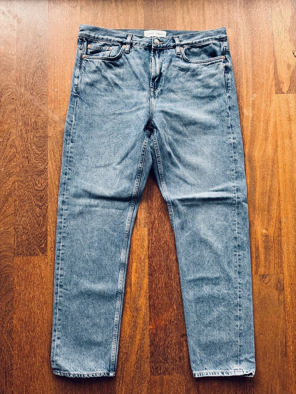 Samsøe Samsøe Jeans: SAMSOE SAMSOE Slim Fit Jeans Blau Grösse 33 – Nuovo e nell'imballaggio originale da Ennetbaden venduto da DanielCPH