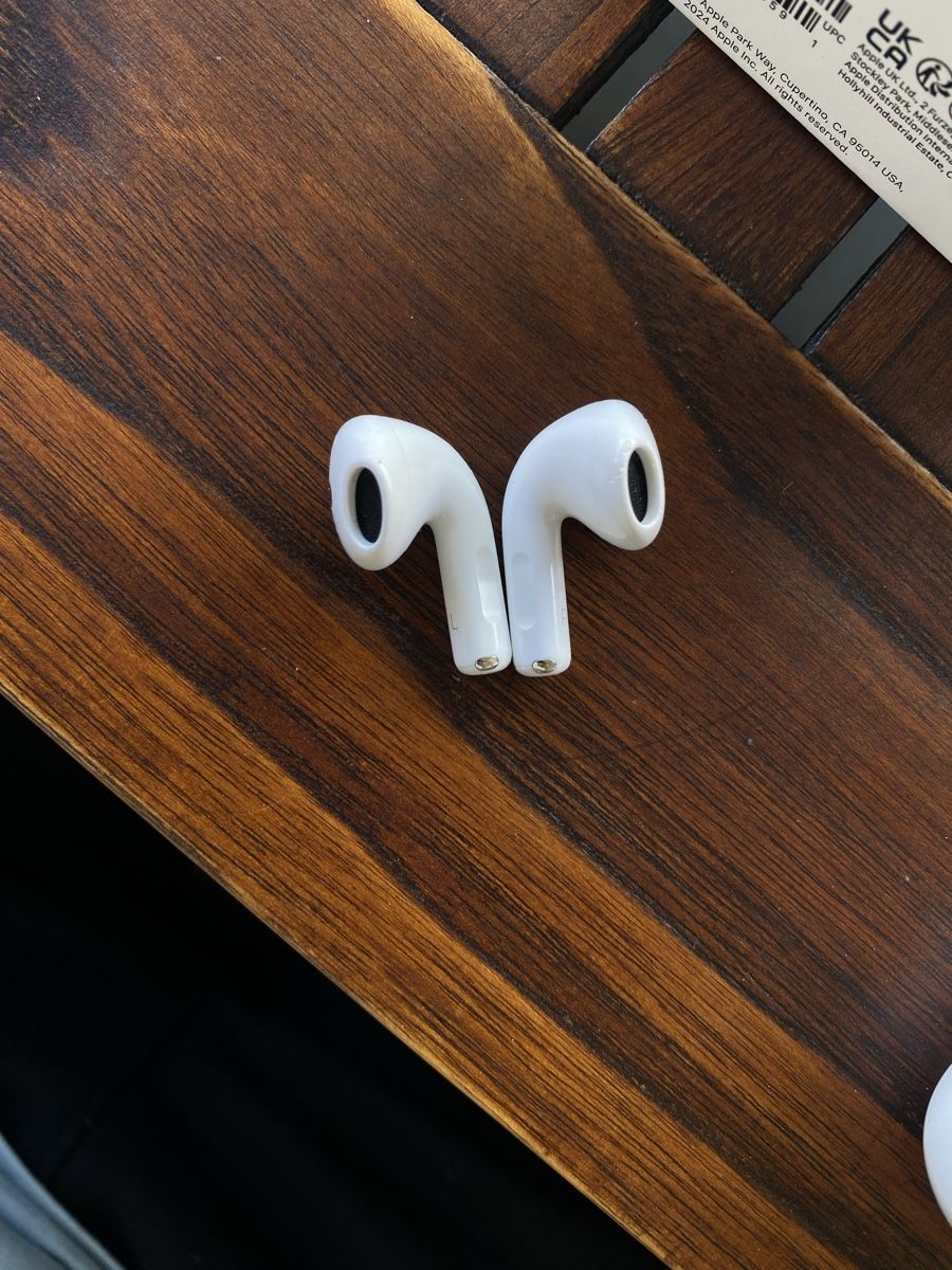 Apple Cuffie: Apple AirPods 4 – Usato da Niederwangen BE venduto da fghjijb89 4