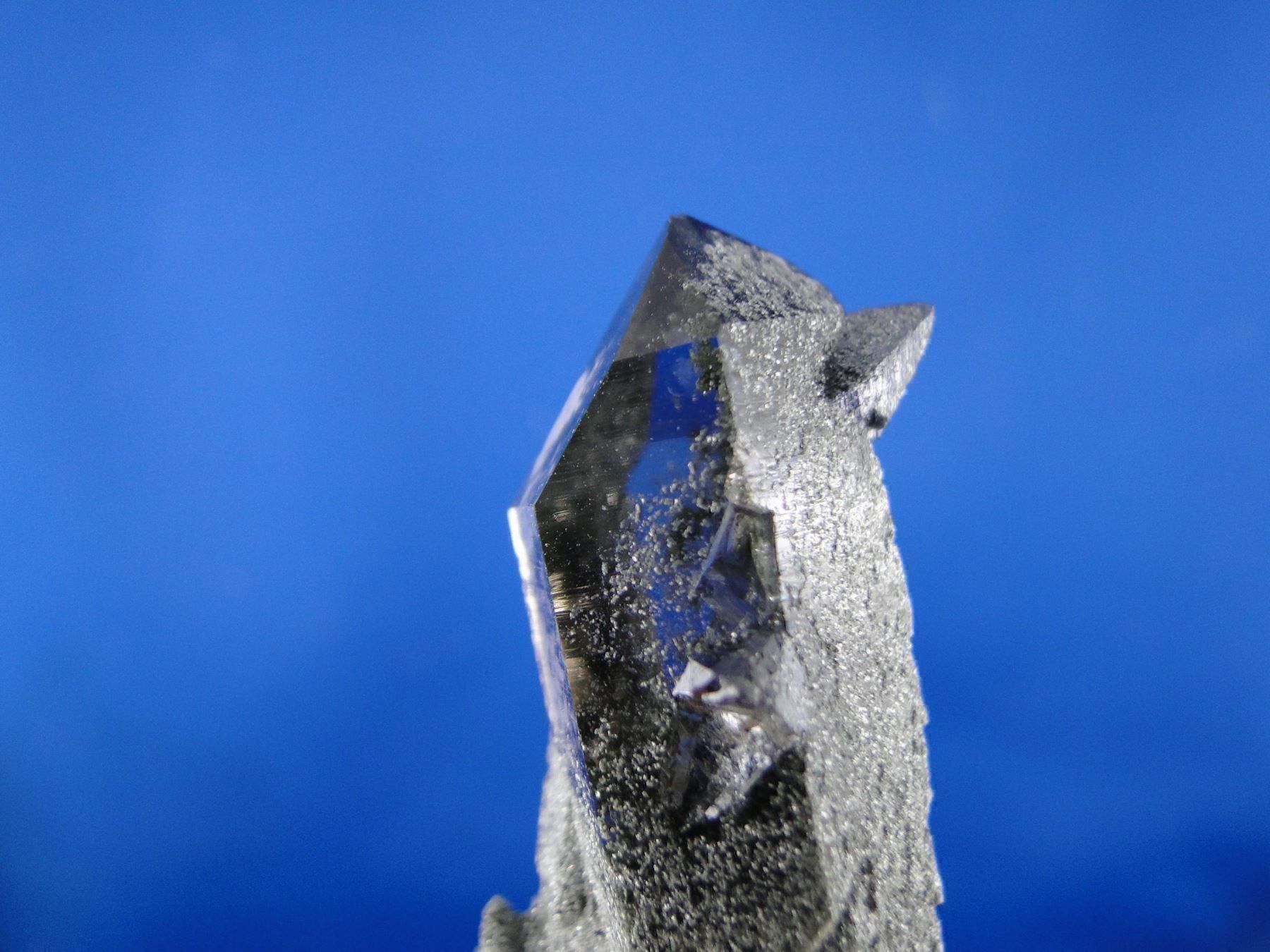 Minerali & Pietre curative: Anatas auf Quarz – Usato da Schinznach Bad venduto da Demerald 6