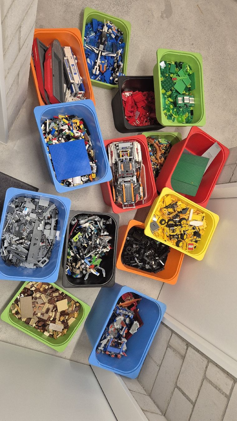 Lego Giocattoli: verkaufe meine alten Legos – Usato da Rickenbach ZH venduto da kam_lwf9